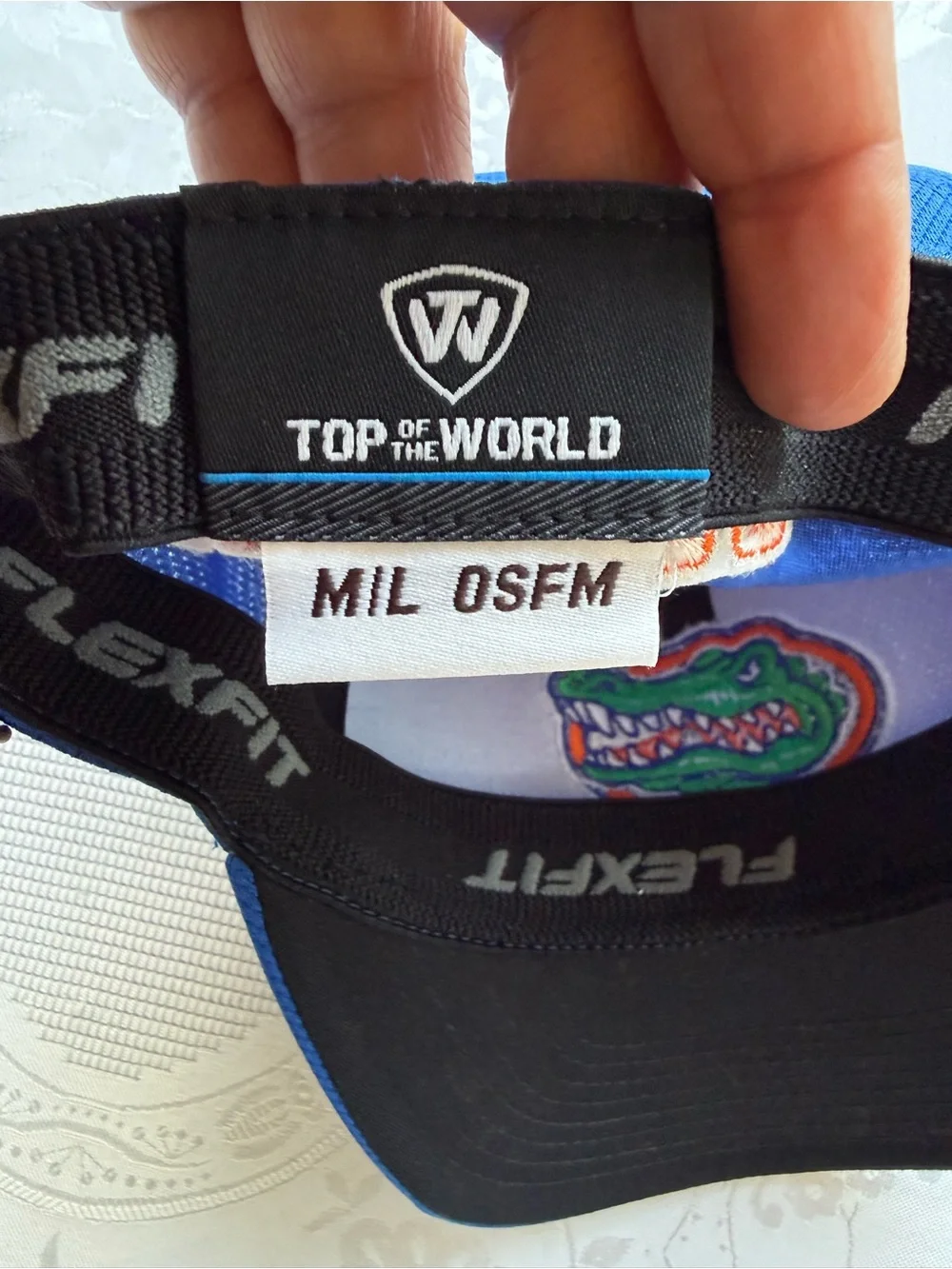 Top of the World Blue Flexfit Hat Cap Florida Gators Embroidered Logo OSFM (M/L)
